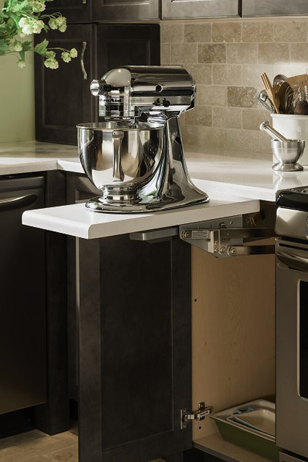 Espresso Shaker Cabinets in Bathroom - Kitchen Craft Cabinetry