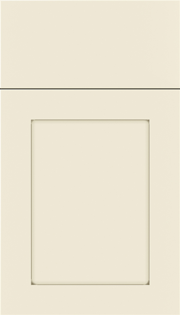 Plymouth Maple shaker cabinet door in Seashell with Smoke glaze