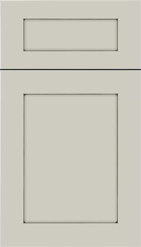 Salem 5pc MDF shaker cabinet door in Cirrus with Smoke