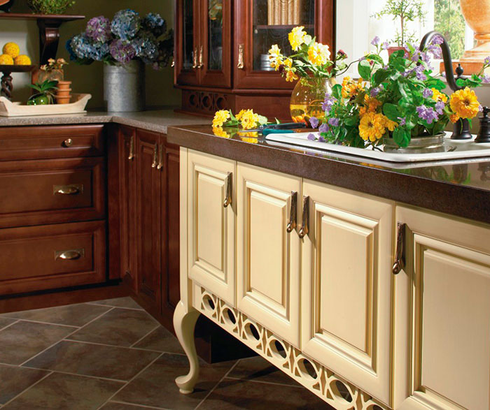 Cappuccino Maple Finish Kitchen Craft